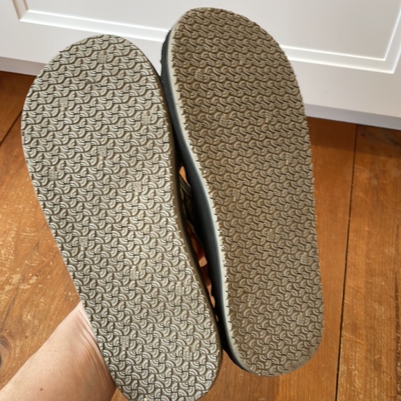 The North Face sandals, Comfort Flip Flop, Size 8, gray - Picture 6 of 9